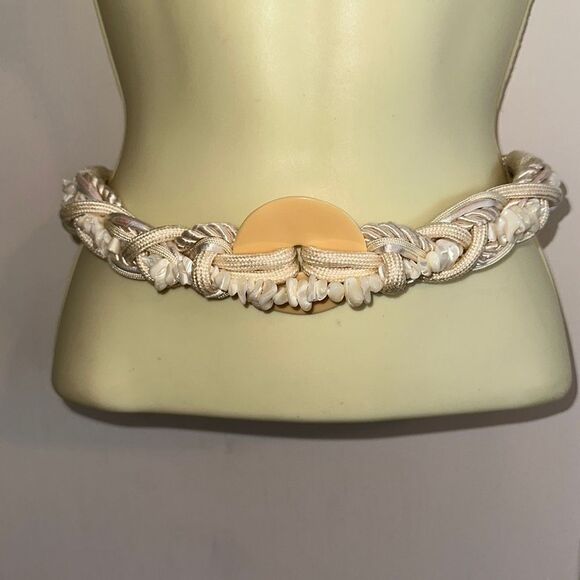 Unique Vintage Accessories - Vintage 80s‎ Leather Shop cream/ivory braided cord belt with seashells